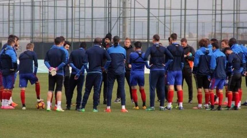 Kardemir Karab&uuml;kspor Başkanı Tankut'tan Beşiktaş Uyarısı