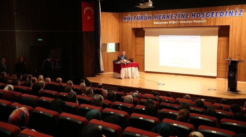 &lsquo;cumhurbaşkanlığı Sistemi Ne Getiriyor&rsquo; Konulu Konferans D&uuml;zenlendi