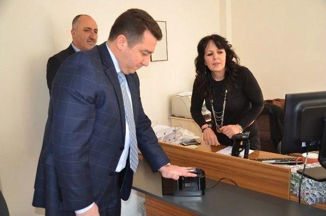 Başkan Bakıcı Yeni Kimlik Kartı İ&ccedil;in Başvuru Yaptı 1