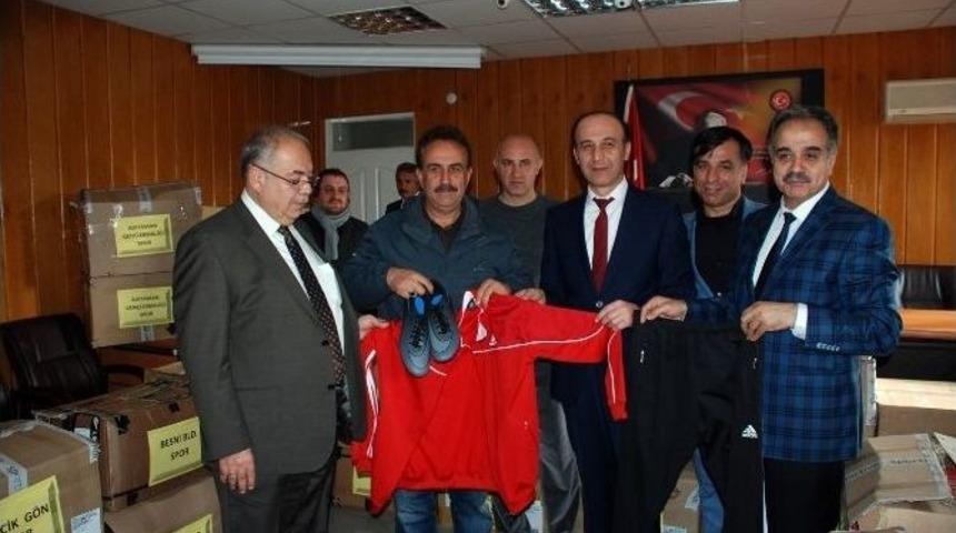 Adıyaman Valiliğinden Amatör Spor Kulüplerine Destek