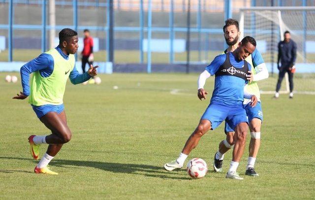 Adana Demirspor Taktik Çalıştı