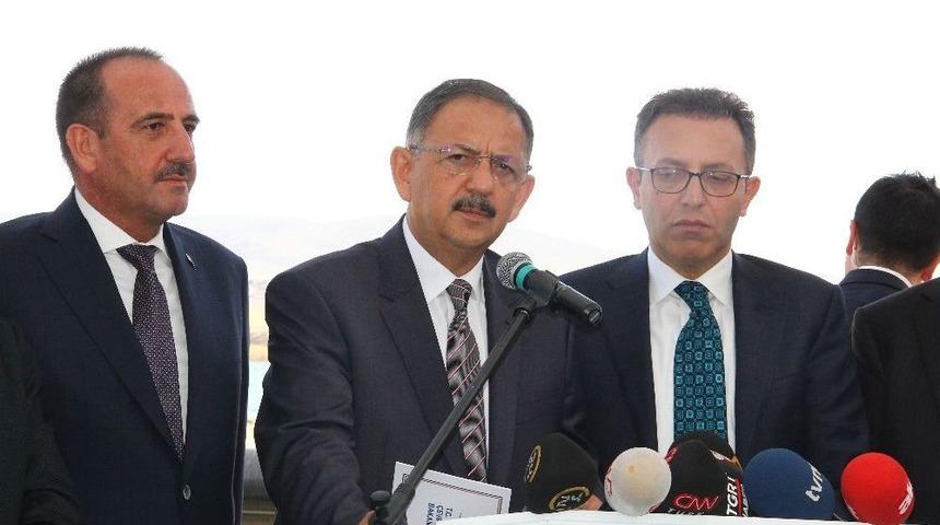 Bakan &Ouml;zhaseki: "insan Hayatı &Uuml;zerinden Hesap Olmaz, 250 Şehidimiz Var"