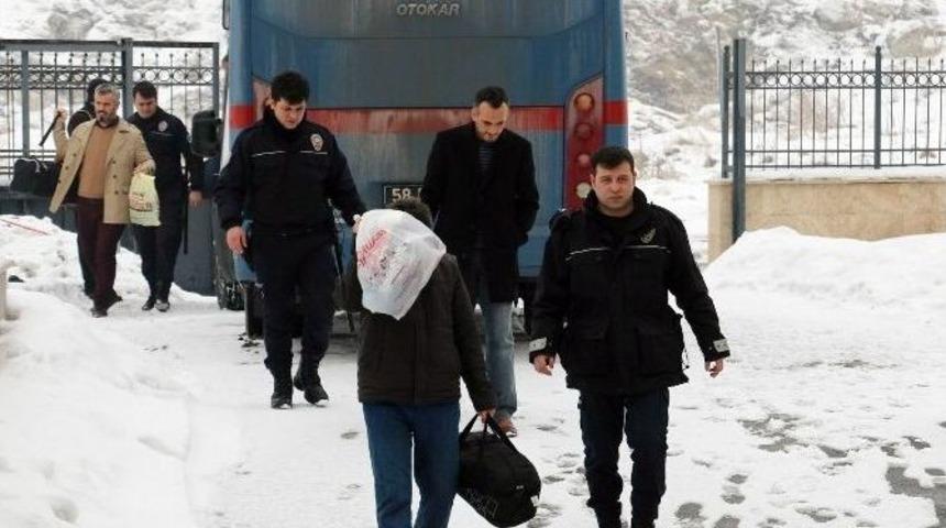 Sivas&rsquo;ta Fet&ouml;&rsquo;den 6 Polis Daha Tutuklandı