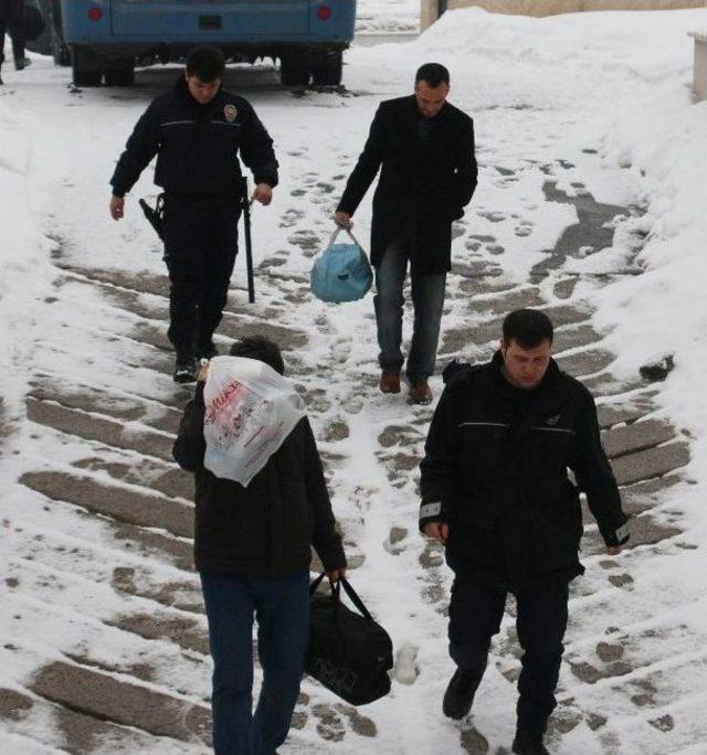 Sivas&rsquo;ta Fet&ouml;&rsquo;den 6 Polis Daha Tutuklandı 3