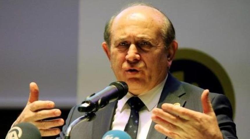 Burhan Kuzu: Kemal Bey'i Dinlediyseniz Kafanız Karışır