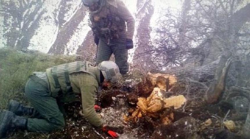Tunceli'de Pkk'lı Ter&ouml;ristlere Ait Do&ccedil;ka Silahı Ele Ge&ccedil;irildi