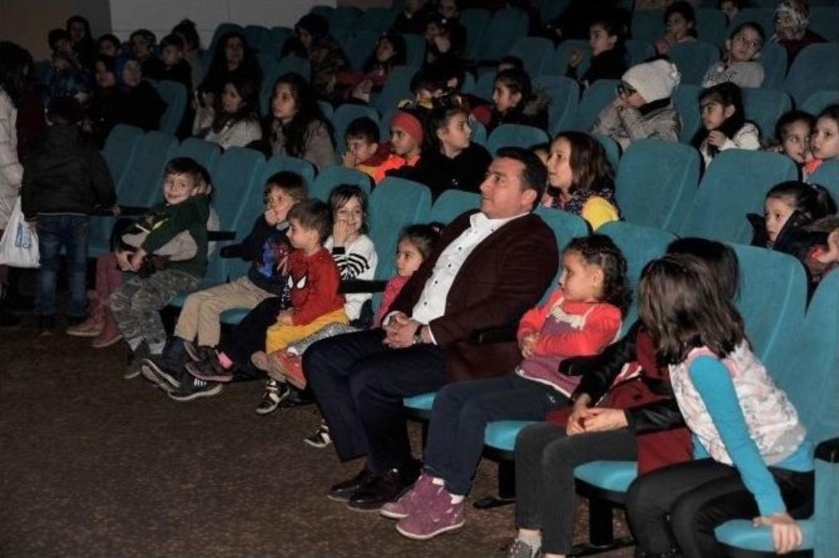 Boz&uuml;y&uuml;k&rsquo;te &Ccedil;ocuk Sinema G&uuml;nleri Sona Erdi