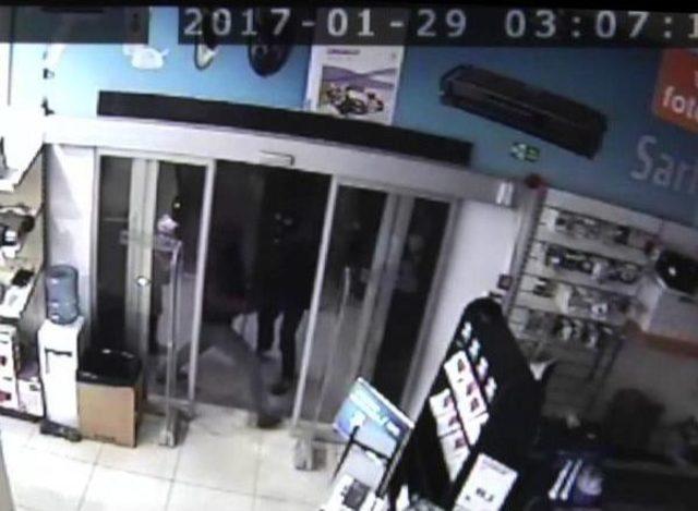 Gasp Parasıyla Umreye Giden Ş&uuml;pheli Yakalandı 3
