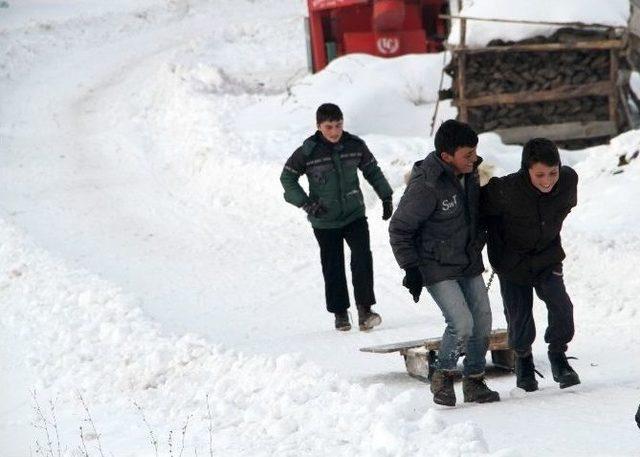 Çocukların Kar Keyfi 3