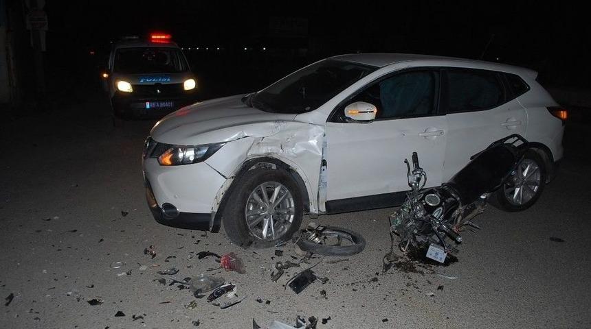 Otomobil İle Motosiklet &Ccedil;arpıştı: 1 Yaralı