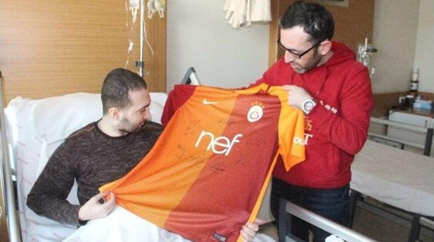 İmzalı Bir Forma Mutlu Olmasına Yetti