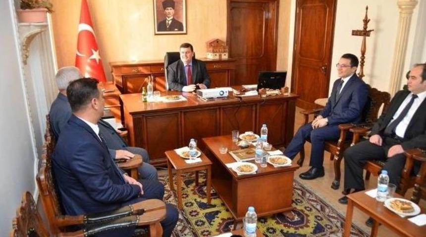 Vali Arslantaş, Kemaliye İl&ccedil;esinde İncelemelerde Bulundu