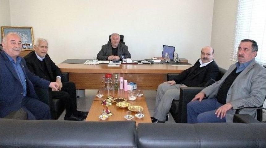 Başkan Konak İl&ccedil;e Ziyaretlerine Şuhut İle Devam Etti