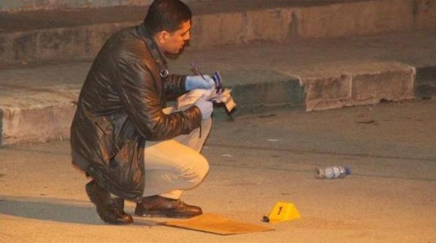 Şanlıurfa&rsquo;Da Ailelerin &Ccedil;ocuk Kavgası: 2'si Polis, 6 Yaralı