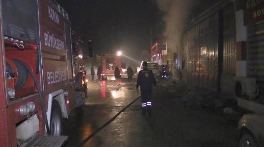 Konya&rsquo;da Mobilya At&ouml;lyesinde Yangın
