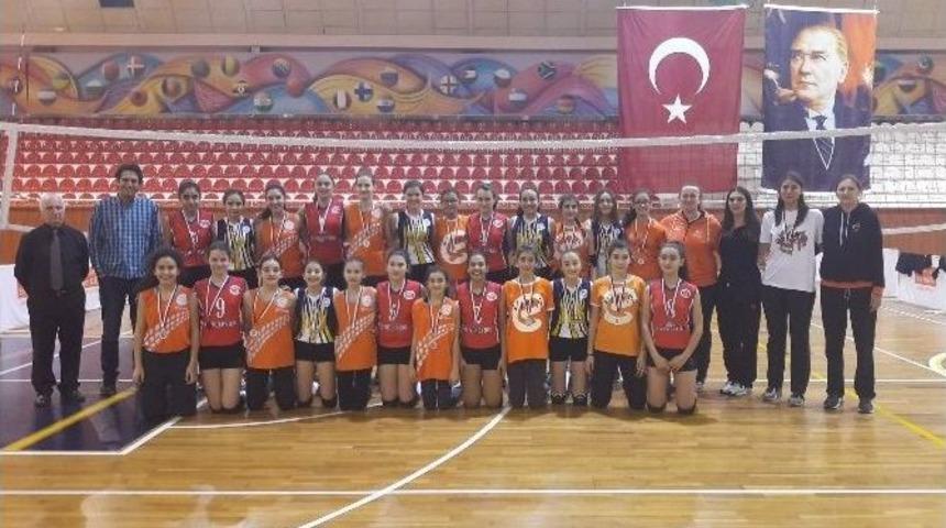 Eczacıbaşı, 1. Gelişim Takımları Turnuvası&rsquo;nı Ger&ccedil;ekleştirdi