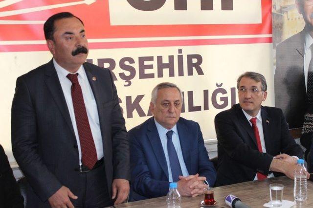 Chp’li Hakkı Süha Okay: “demokrasi İçin Meydanlardayız”