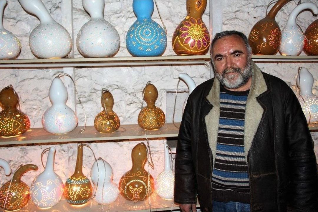 (&ouml;zel)-su Kabağı Usta Ellerde Sanata D&ouml;n&uuml;ş&uuml;yor