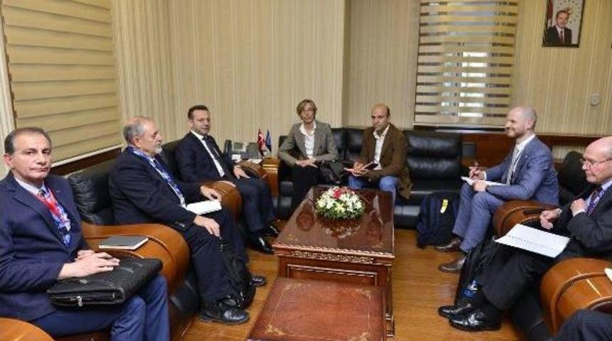 Agit Referandum G&ouml;zlem Heyeti Diyarbakır'da