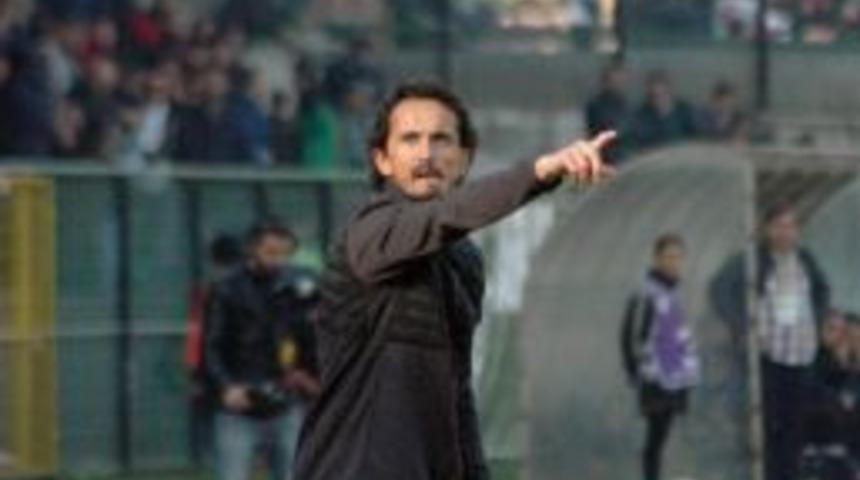 Sakaryaspor, Tuncay Şanlı İle Yollarını Ayırdı