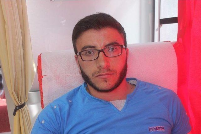 Ağrı&rsquo;da Vatandaşlardan Kan Bağışına Yoğun İlgi 2