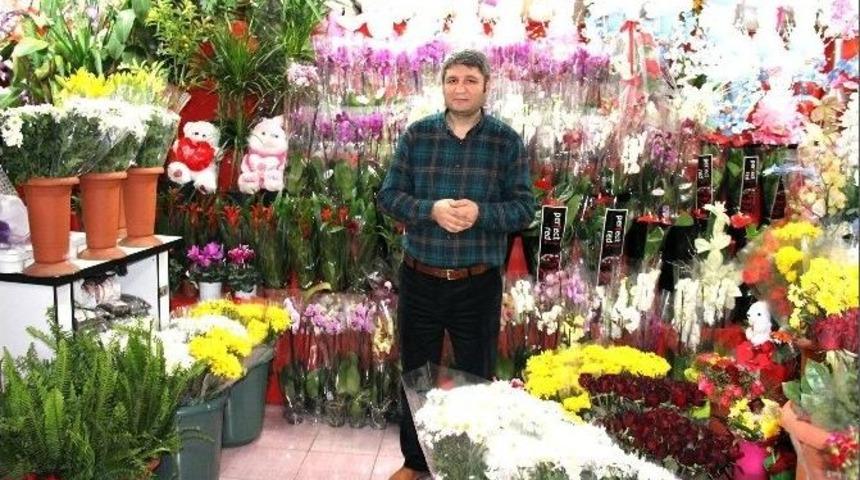 Yozgat’ta Çiçekçiler Sevgililer Gününe Hazır