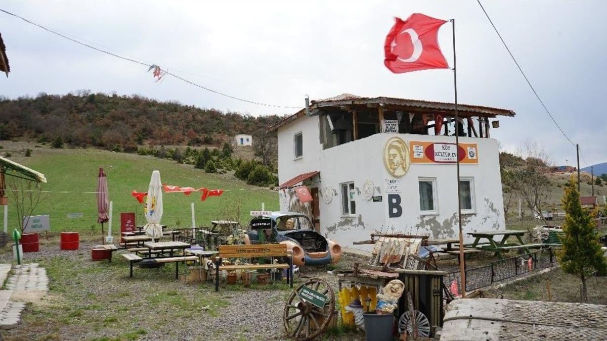 Eskişehir&rsquo;de Bulunan K&ouml;y K&uuml;lt&uuml;r Evi Ziyaret&ccedil;ilerini Bekliyor