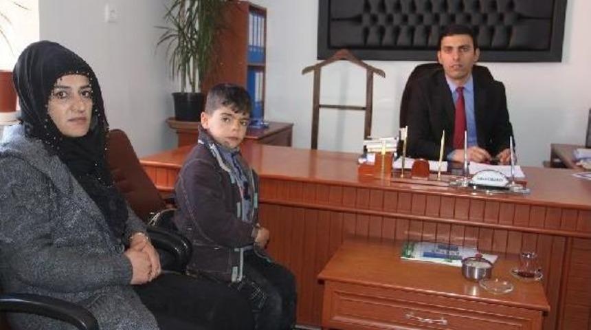 &Ccedil;enesinde T&uuml;m&ouml;r Bulunan Yaşar'a Kaymakamlık Sahip &Ccedil;ıktı