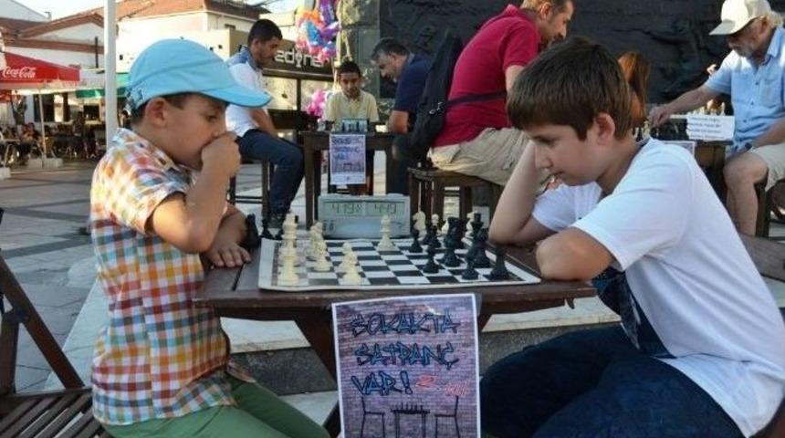 Ali Mert &Ouml;zsoy Mehmet Akif Ersoy&rsquo;un Gururu Oldu