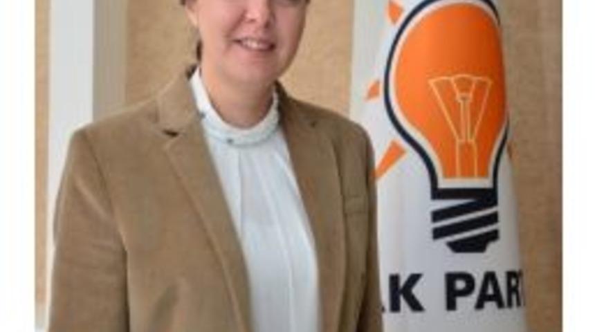 Ak Parti Eskişehir İl Kadın Kolları Başkanlığına Özlem Yalçın Atandı