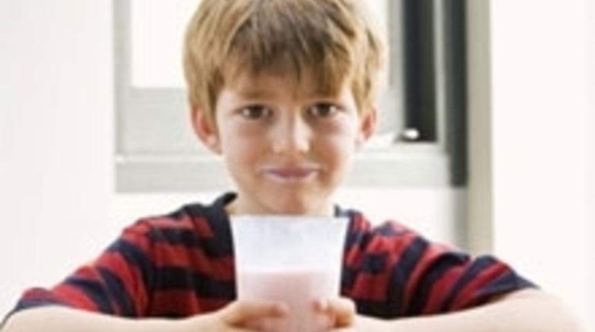 &Ccedil;ocuğunuza S&uuml;t&uuml; Sevdirin