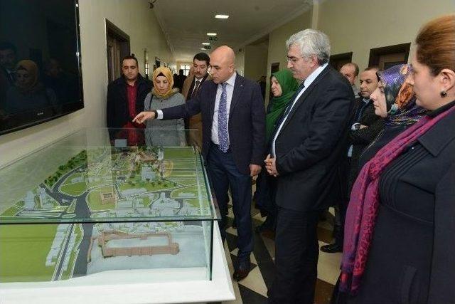 Ak Parti İl Başkanı &Ouml;z&rsquo;den Yakutiye&rsquo;ye Ziyaret 1