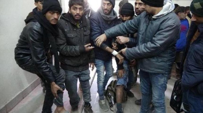 Edirne Valisi &Ouml;zdemir: Yunanistan Ka&ccedil;akları Zulmederek G&ouml;nderiyor