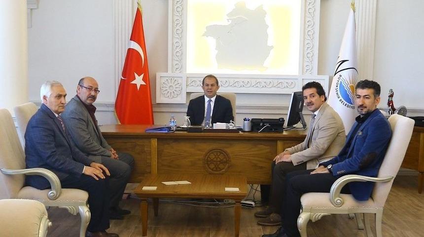 B&uuml;y&uuml;kşehir Belediyespor&rsquo;dan Vali Taşyapan&rsquo;a Ziyaret