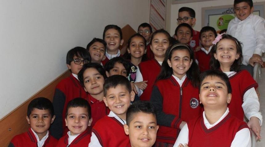 İlkokul &Ouml;ğrencilerine &lsquo;ağız Ve Diş Sağlığı&rsquo; Hizmetleri Anlatıldı