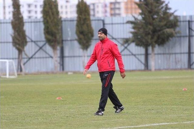 Akhisar Belediyespor Kuradan Memnun