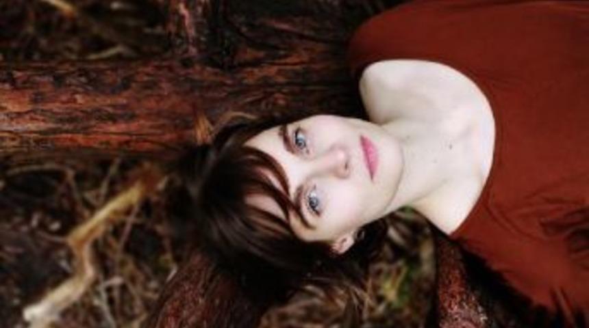 İzlandalı Çellist Hildur Guðnadóttir İstanbul’A Gelecek