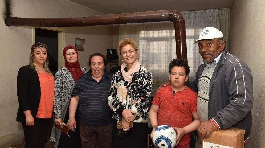 Sos Vakfı Onursal Başkanı G&ouml;k&ccedil;ek&rsquo;ten Polatlı &Ouml;zel Huzurevi Ve Yaşlı Bakımevine Ziyaret