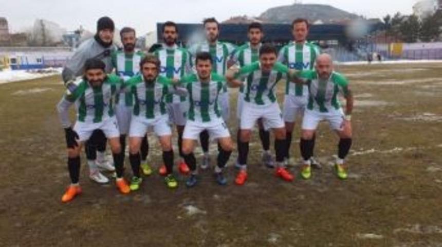 Vitraspor&rsquo;da D&uuml;ş&uuml;ş Devam Ediyor