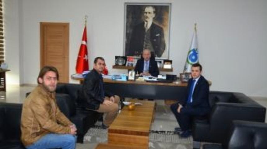 Başkan Albayrak İşitme Engelli Vatandaşları Ağırladı