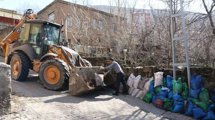 Bitlis’te Bahar Temizliği