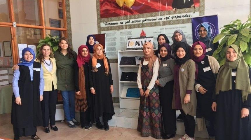 Liseli Gen&ccedil;ler Patulya Gen&ccedil; Başarı Şirketini Kurdu