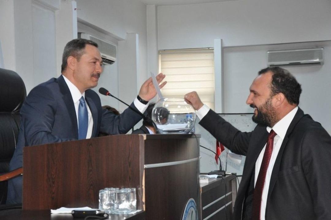 Kdz. Ereğli Belediyesi Meclisinde Komisyon Se&ccedil;imleri Yapıldı