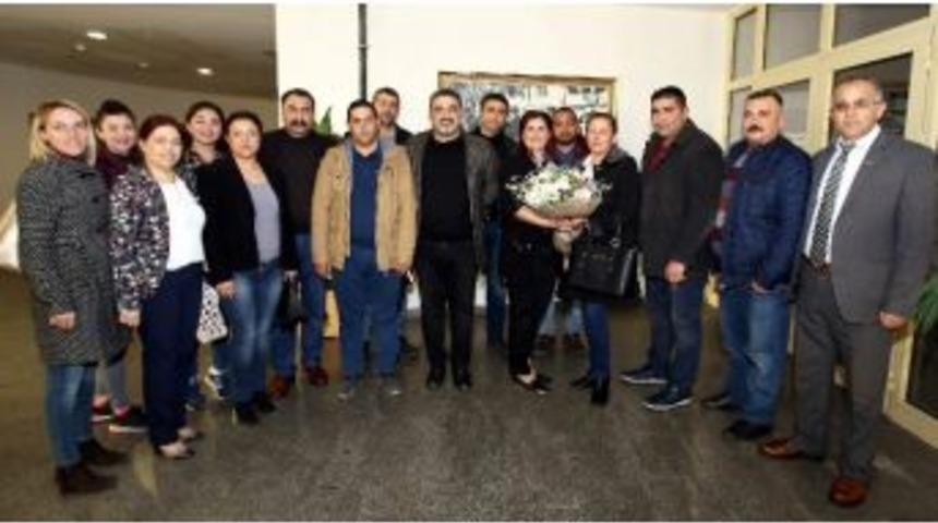 &Ouml;zbay; &ldquo;başkan &Ccedil;er&ccedil;ioğlu, T&uuml;rkiye&rsquo;ye &Ouml;rnek Olmuştur&rdquo;