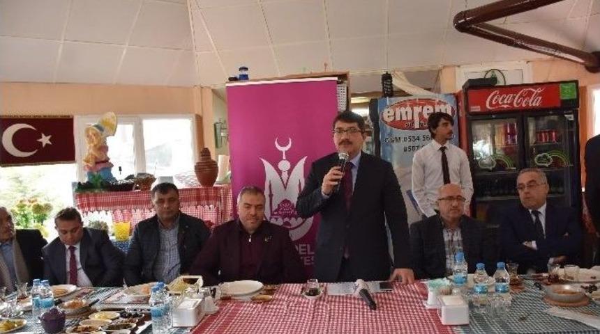 Başkan &Ccedil;elik Kiraz T&uuml;ccarları İle Buluştu