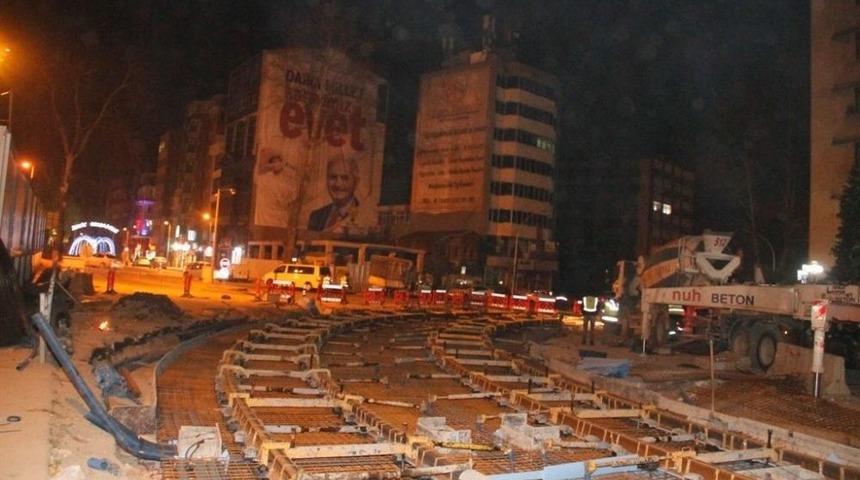 Tramvayda &Ccedil;alışmalar Devam Ediyor