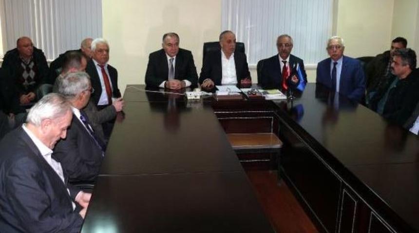 T&uuml;rk-İş Genel Başkanı Atalay: Bizim Taleplerimiz Anayasa Teklifinde Yok