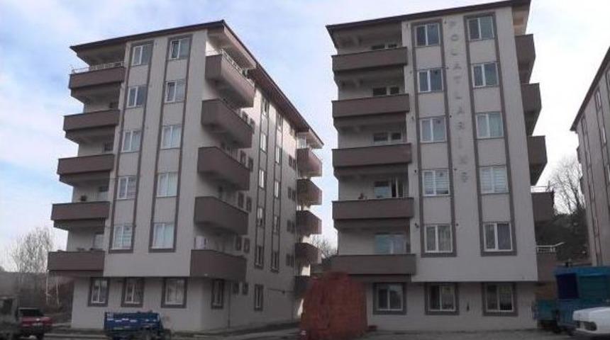 5 Binanın 40 Bin Lira Değerindeki Asans&ouml;r Panoları &Ccedil;alındı