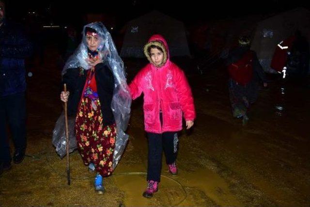 Çanakkale Güne Yine Depremlerle Başladı (6)