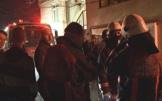 Ey&uuml;p&rsquo;te Gecekondu Yangını 1